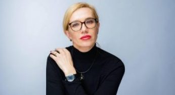 Ексчиновниця ДПС на Сумщині придбала люксове авто перед звільненням