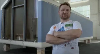 Haus.me: від обіцянок будинку майбутнього до фанери та судів