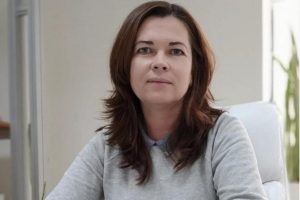 Скандал із тендером на надгробки: автоторговець виграв контракт на 49 млн грн