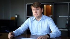 Від імпорту російської енергії до бізнесу з путінським фінансистом: зв’язки Андрія Геруса в енергетичній політиці України