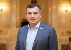 Нардеп Семінський звинувачує Рудьковського в ухилянні від суду через підробку бойових розпоряджень
