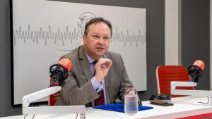 Шокуючі статки посла України в Румунії: Ігор Прокопчук купує квартиру за 6,7 млн і отримує мільйони від МЗС