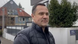 Палац Комарницького в Козині: 3135 м² недобуду за $2,65 млн «вирішення» — досі без арешту Палац Комарницького в Козині: 3135 м² недобуду за $2,65 млн «вирішення» — досі без арешту