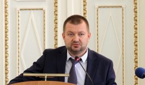 Харківський прокурор Фільчаков допоміг бізнесмену Костенку приватизувати держпідприємство