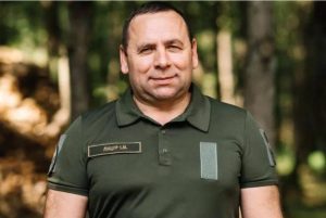 Виконавчий директор «Лісів України» Ігор Лицур задекларував майже 19 мільйонів гривень зарплати на рік і тримає у готівці 213 тисяч доларів