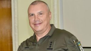 Ресторани та приватна варта: підозрюваний у корупції ексвійськком Борисов демонструє розкішне життя на волі