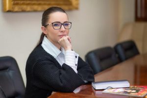 «Патріотизм» на два фронти: як донька ексміністра Лебедєва фінансує Росію через запорізький «Атманай»