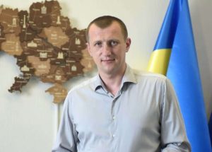 Ігнорування чи конфлікт інтересів? НАЗК не поспішає перевіряти комерційні зв’язки керівника Держпродспоживслужби Сергія Ткачука