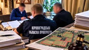 Земельний «держприват» на Кіровоградщині: колишній очільник РДА та депутат від забороненої ОПЗЖ Андрій Маліцький отримав підозру через крадіжку понад 100 гектарів землі