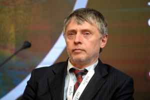 Суддівське золоте дно: як служитель Феміди Сергій Станік задекларував мільйонну зарплату, швейцарські рахунки та таємну колекцію мистецтва